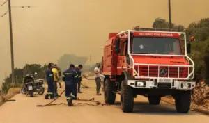 Chios wildfire: 444 firefighters battle scattered blazes for third day