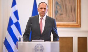 Gerapetritis on Libya: Greece only country talking to both governments at highest level