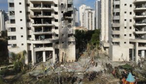 Israel: Air raid sirens and explosions hit Tel Aviv and Jerusalem