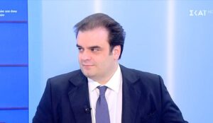 Pierrakakis: Severe consequences if Iran closes the Strait of Hormuz