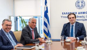 Kyriakos Pierrakakis: UniCredit’s investment is a resounding proof of confidence in the Greek economy
