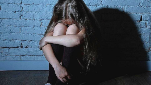 Volos: Mother faces charges for incest and child pornography