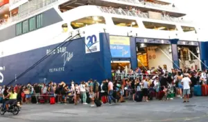 Piraeus Port: July vacationers departure peaks as ferries leave at 100% capacity