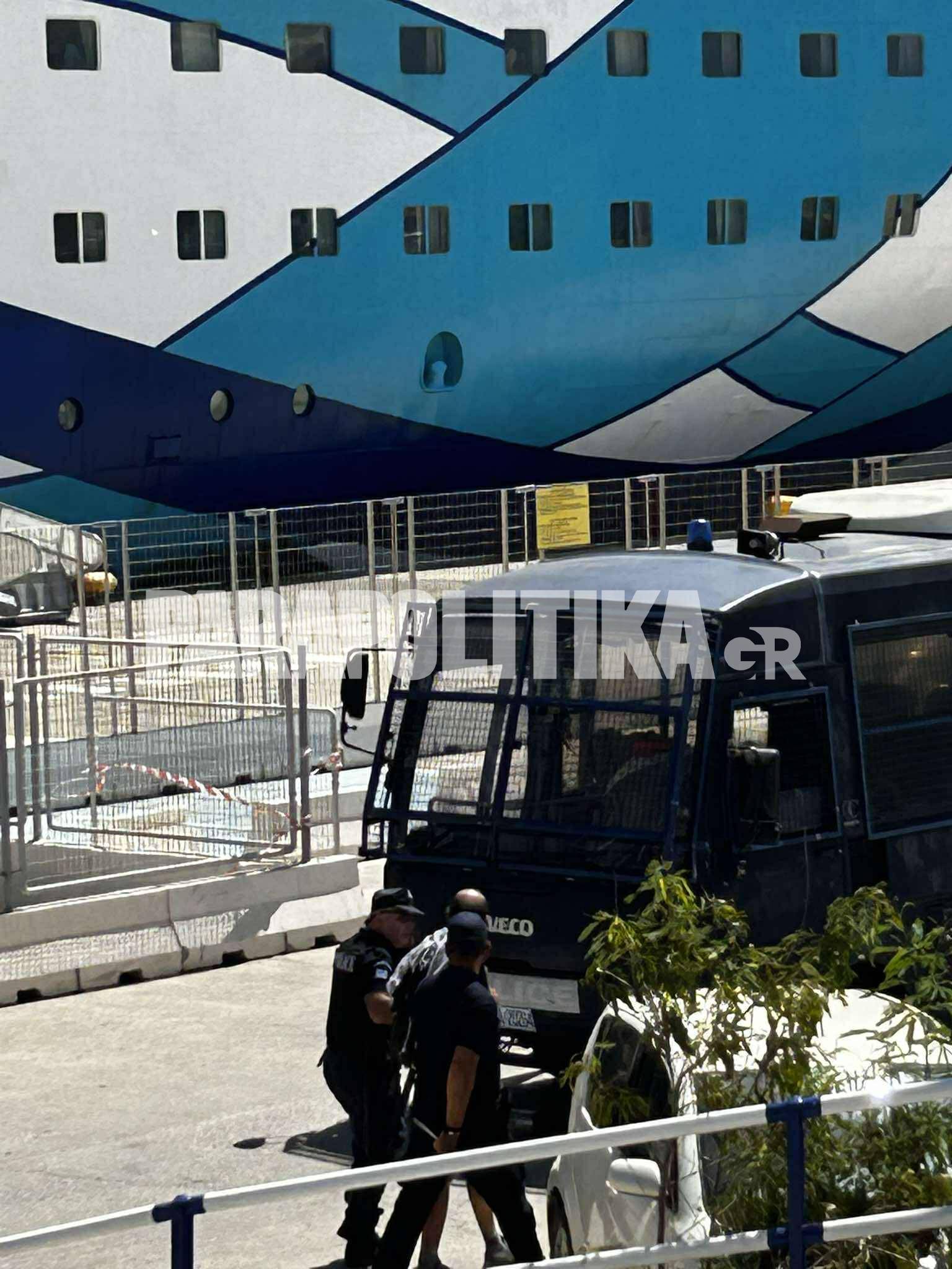 agios-nikolas-israilinoi-touristes__3_