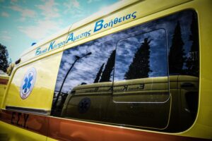 Voula: Two buses crash on Karamanlis Avenue – Injuries reported