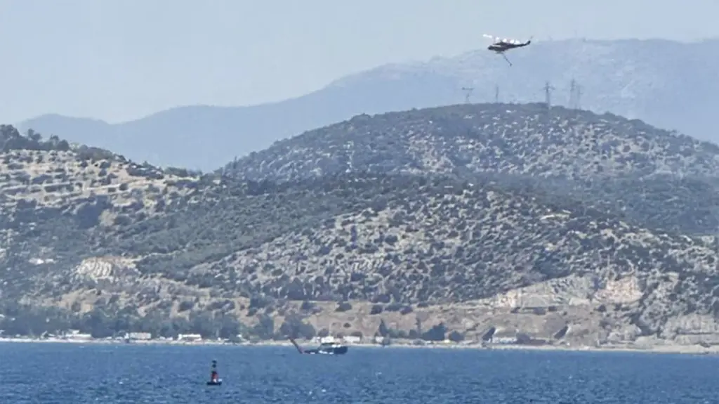 Three helicopter pilots safe after emergency landing in Greece