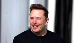 Elon Musk announces $16.5 billion Tesla-Samsung chip deal