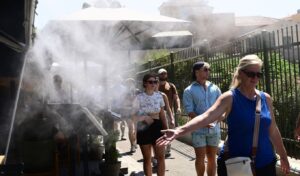 Heatwave brings fire risk: 5 regions at extreme danger levels