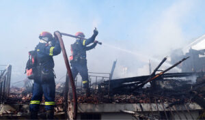 Major wildfire in Pikermi, Rafina and Spata captured in 114-second video