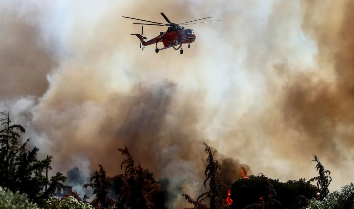 Shamis Fire Fire breaks out in Larissa: Low vegetation burning in Cheimadi area
