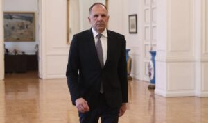 Gerapetritis: Foreign Minister visits Libya – Meeting with Haftar