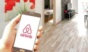 Airbnb rentals surge 20.6% in Greece while occupancy rates decline