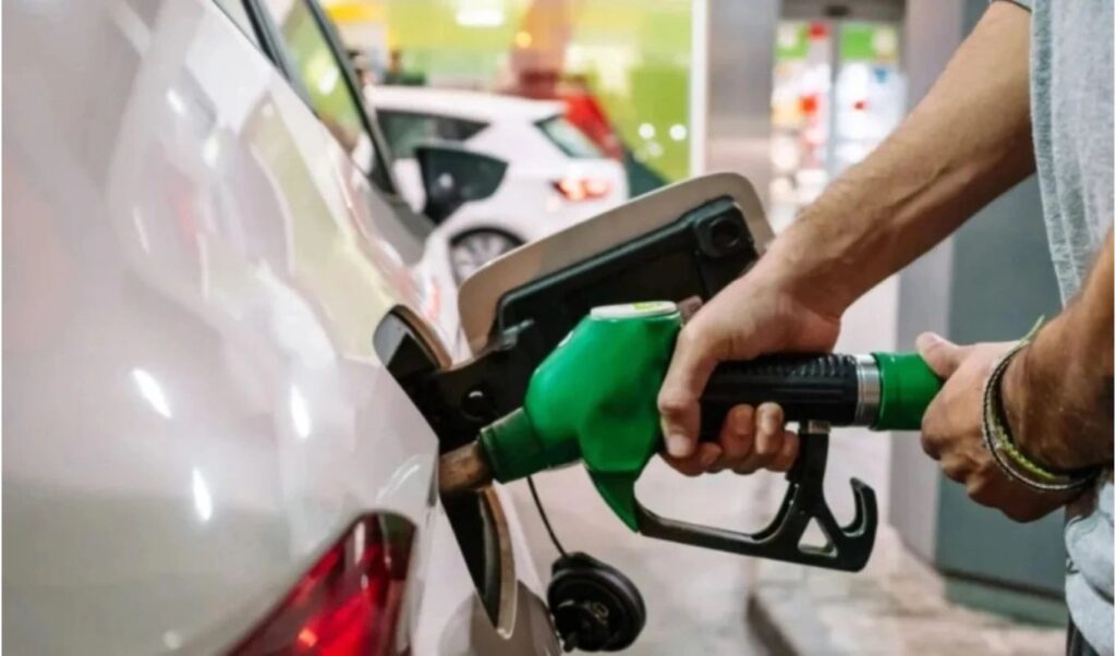 Fuel price increases from 2027: New €800 million burden for households