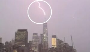 Lightning strikes One World Trade Center in dramatic NYC storm