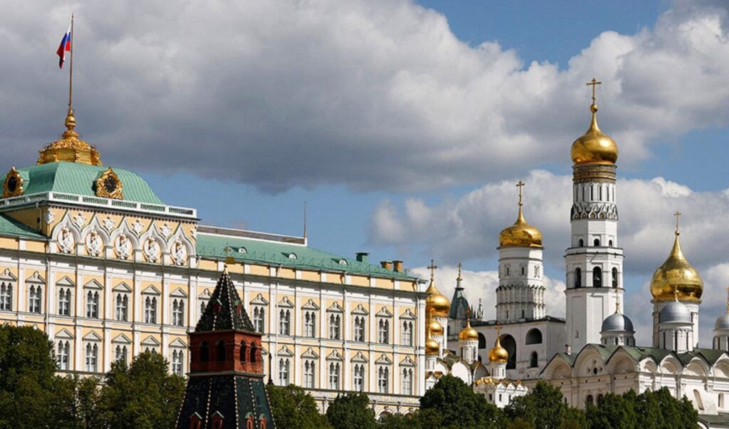 Russia intercepts Ukrainian drones targeting Moscow