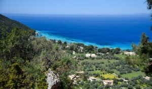 Lefkada: 24-year-old in critical condition after brain hemorrhage during marriage proposal