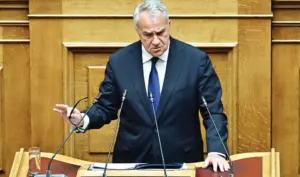 Former minister Makis Voridis on Parapolitika 90.1: “I resigned because I am not glued to my chair”