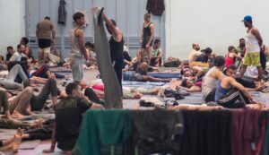 Greece passes strict new immigration law – Prison for those who refuse to return home