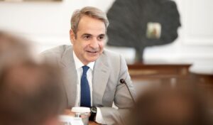 Greek PM congratulates men’s water polo team on bronze medal
