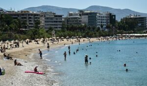 Dead girl in Palaio Faliro: The key woman in the case, the stroller, the children, and the mystery of the disappearance