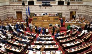 OPEKEPE: Summer refunds expected amid political probe scenarios