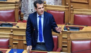 Minister of Migration Thanos Plevris: Suspension of asylum application processing for those entering illegally