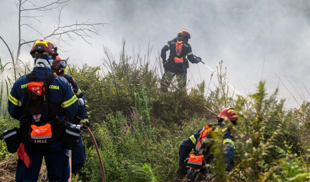 Civil Protection: Several Greek regions on high fire alert Saturday
