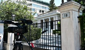 Greece warns against new migration route from Libya to Crete