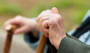 Greece announces €250 annual benefit for low-income pensioners