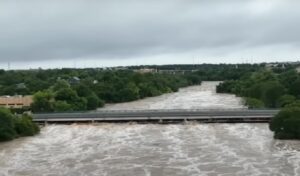 Texas flooding: Shocking timelapse shows river overflow in 30 minutes