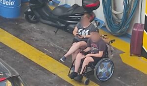 Shocking incident: Disabled child travels in ferry garage amid heatwave