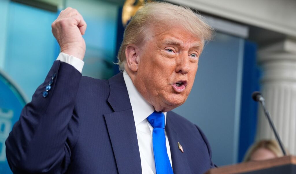 Trump to announce “offensive” weapons supply to Ukraine