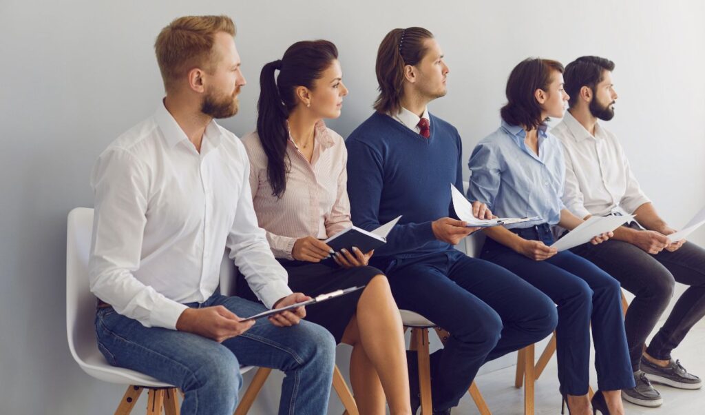 New unemployment voucher: Up to €2,250 subsidy from DYPA