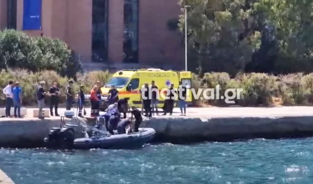 Thessaloniki: Police officers rescue 85-year-old man who fell into sea