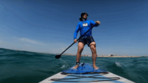 Incredible rescue video from Thessaloniki: Winter swimmer saves family swept away at Epanomi