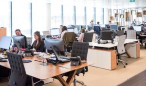 Greek workers lead Europe in working hours – Eurostat data