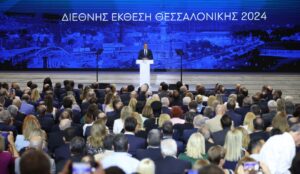Middle class at center of Greece’s economic package unveiling