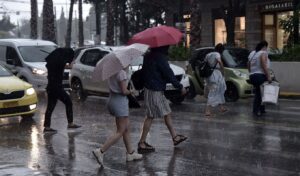 New heat wave with strong winds and brief rain hits Thursday