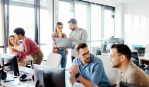 Minimum wage rises to €910: Major boost for 600,000 workers
