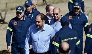 Kefalogiannis on fires: We face a critical three-day period