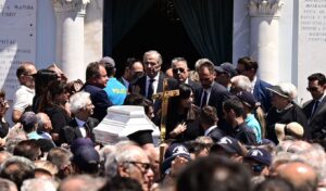 Samaras family thanks public for support after daughter’s death