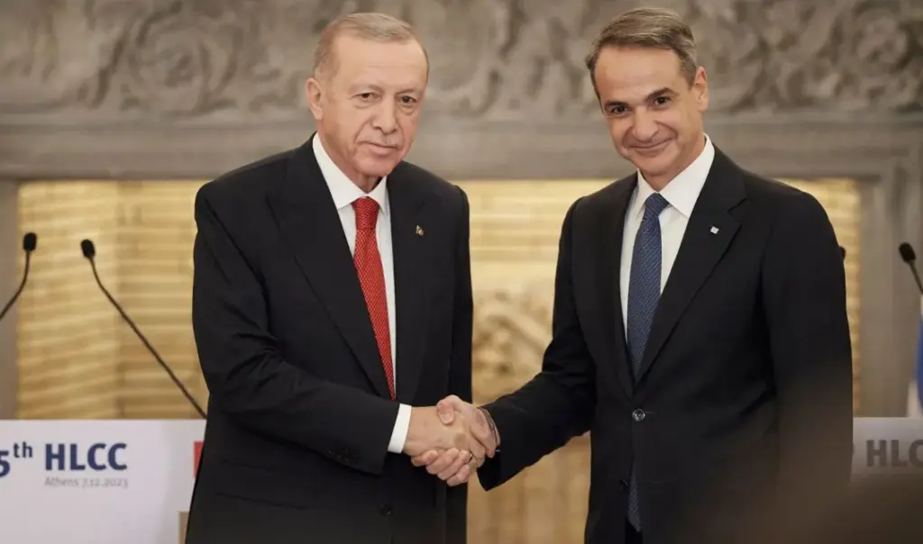 Greek-Turkish tensions ease ahead of Mitsotakis-Erdogan meeting