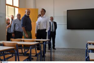 Mitsotakis TikTok video: “Our public schools are changing”