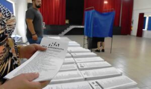 New Democracy leads by 11.1 points over PASOK in latest poll
