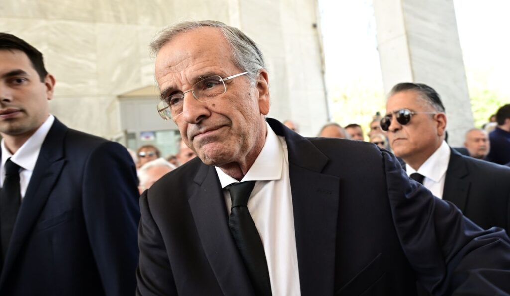Antonis Samaras moves mourners at daughter’s funeral eulogy