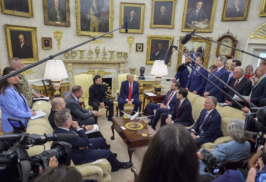 trump-zelenski-evropaioi-igetes-leukos-oikos__5_