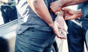 Former minister’s son arrested with pepper spray in Athens