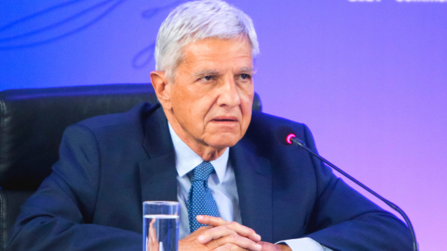 Giannitsis: “When Elon Musk says Greece is dying, it’s like 100 bells ringing”