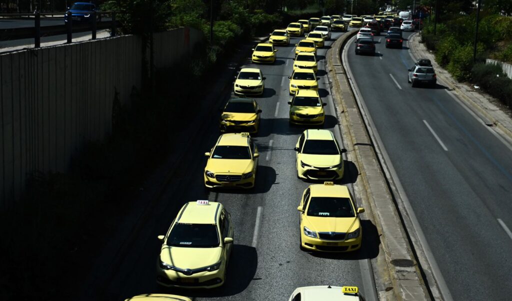 Athens taxi strike causes major traffic chaos on central roads