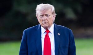 Trump: “Putin despises Zelensky – I must get them to negotiate”
